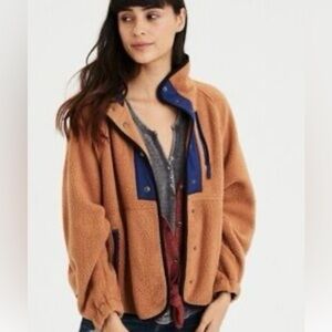 AE xl oversized fleece snap front jacket